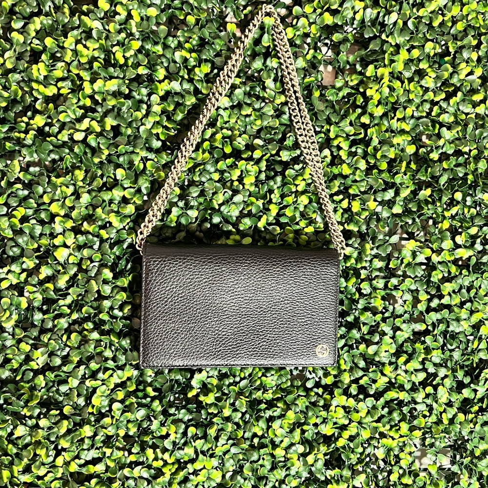 Gucci - Black Leather Chain Shoulder Bag